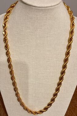 Vintage Napier Chunky Runway Chain 23” Gold Tone